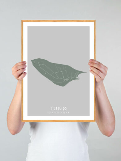 Tunø plakat med grøn baggrund. Denne Tunø plakat med øen som motiv viser Tunø fra sin smukkeste side