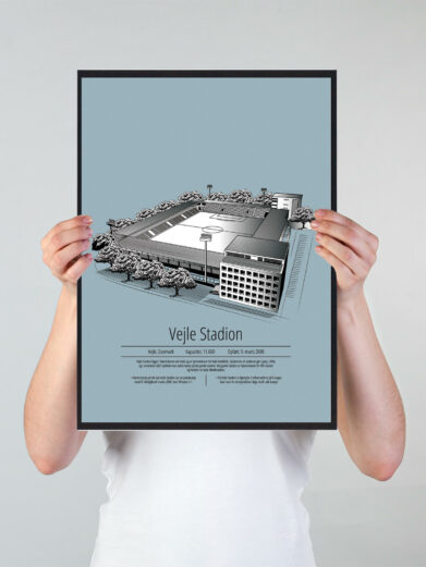 Fodbold plakat med Vejle stadion. Denne fodbold plakat med Vejle er i flot stilren lyseblå baggrund