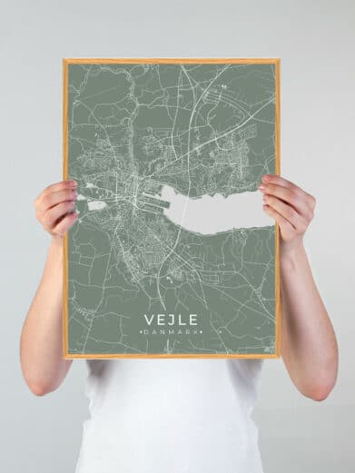 Vejle plakat i mintgrøn. Detaljeret bykort med gader og vandveje. Moderne design, perfekt til Vejle-entusiasten.
