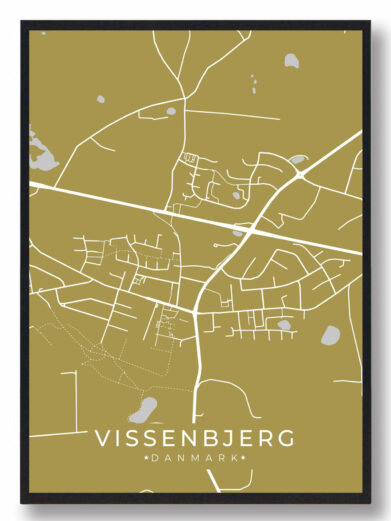 Vissenbjerg byplakat i stilrent design. Denne Vissenbjerg byplakat er med gul baggrund og viser Vissenbjerg fra sin smukkeste side
