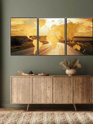 Verdenskortet The Road - 3 delt kort. Guld verdenskort over en vej, stilfuldt design til boligen. Køb online!