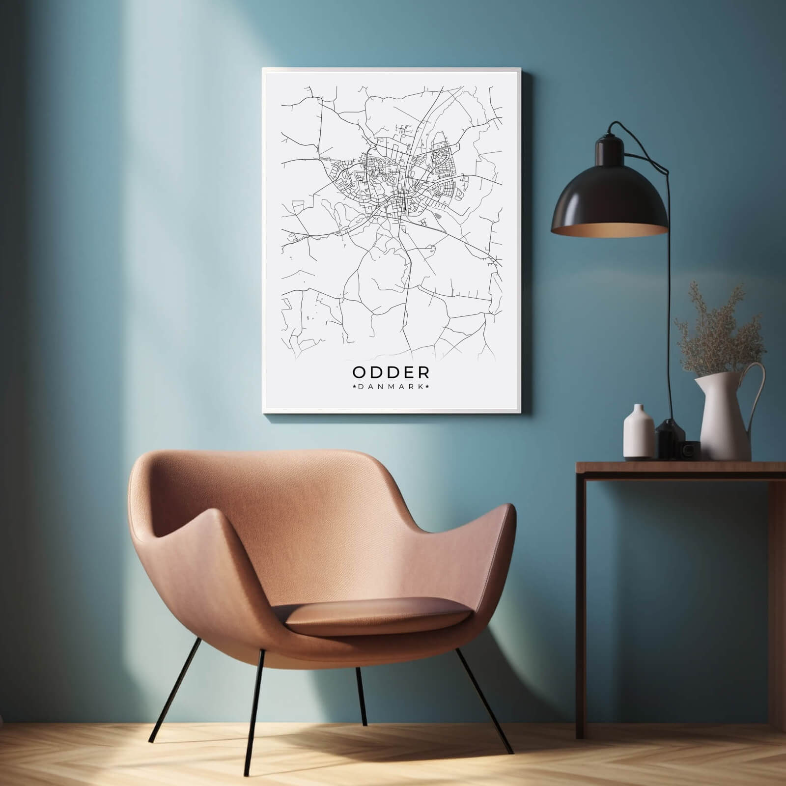 Odder by plakat er perfekt boligplakat, til stuen. Denne Odder plakat med området som motiv viser Odder fra sin smukkeste side