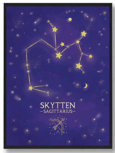 Lilla Stjernebillede Skytten plakat. Grafisk design med stjernebilledet på en mørk lilla baggrund med stjerner. Perfekt til Skytten-entusiaster!