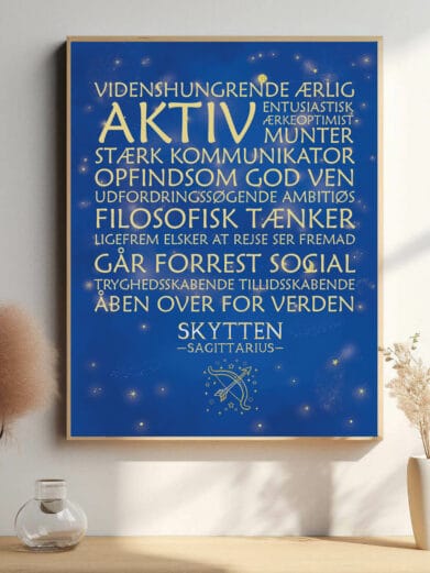 Stjernetegn Skytten plakat: Lilla baggrund med gyldne ord og stjernetegn. Stilfuld vægkunst til Skytten i dit liv!