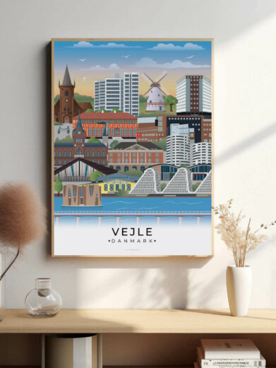 Vejle bybillede plakat, der fanger byens smukke udsigt, fra de karakteristiske bygninger til de bølgende bakker og den idylliske fjord.