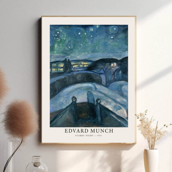 Edvard Munchs Starry Night indfanger en nat fuld af uro og bevægelse. De dybe blå nuancer bølger over lærredet, mens stjernerne lyser som hvirvlende gnister på himlen. Landskabet nedenfor er mørkt og skyggefuldt, en kontrast til den dynamiske nattehimmel, hvor følelser synes at strømme frit.