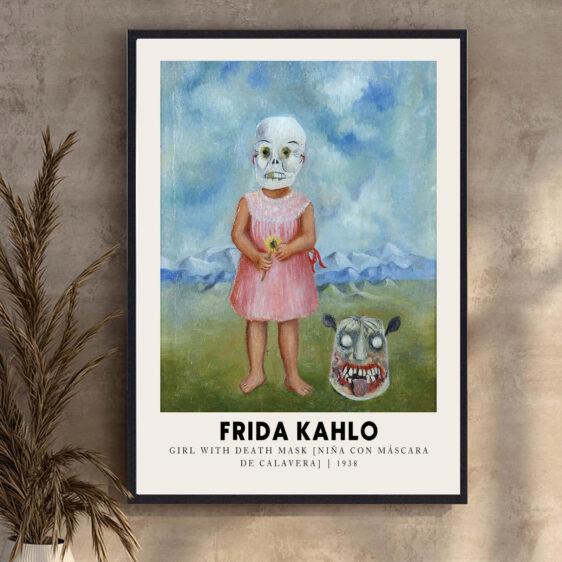 En intens plakat, der viser Frida Kahlo som en pige med en dødmaske, hvilket symboliserer hendes livslange kamp med smerte og sygdom. Kahlo bruger masken til at udtrykke både livets og dødens symbiose i hendes kunst, hvilket giver et dybt og rørende indblik i hendes psykologiske og fysiske rejse.