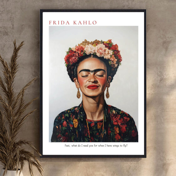 En smuk plakat, der fremhæver Frida Kahlo som kunstner og ikon. Hendes karakteristiske udtryk og den rige farvepalet fanger hendes stærke, men også følsomme natur. Plakaten giver et indblik i hendes verden og de stærke emotionelle budskaber, hun formidler gennem sin kunst.