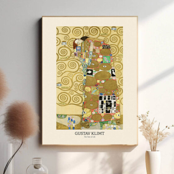 Klimt bruger en overdådig palet af guld og varme toner til at skabe et visuelt fascinerende billede. De intrikate spiraler og de farverige mønstre giver værket en dekorativ kvalitet, der understøtter livets kompleksitet og skønhed, samtidig med at det giver en følelse af tidløs elegance.