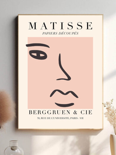 Matisse’s Black Face anvender det minimalistiske design til at fremhæve det essentielle i ansigtet. Den monokrome sorte farve giver et meditative og introspektivt præg, hvilket lader betrakteren fokusere på ansigtets udtryk uden distraktioner.