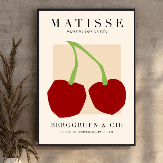 Kirsebær af Henri Matisse er en smuk og simpel komposition, hvor de levende røde kirsebær kontrasterer med den rolige, grønne baggrund. Matisse’s evne til at skabe dybde med få, klare former fremhæver den naturlige skønhed i dette enkle motiv.