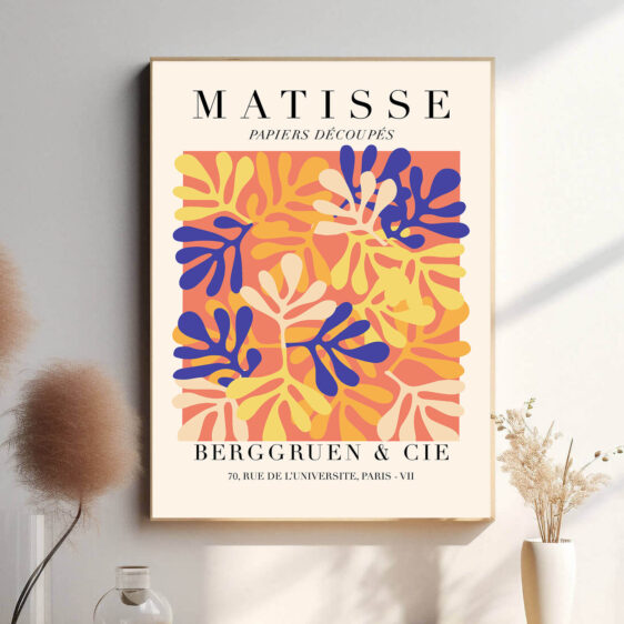 De udskårne papirstykker i Papiers Découpés skaber en følelse af naturens bevægelse, som blomster, blade og figurer, der både er abstrakte og genkendelige. Matisse indfanger energi og flow gennem farver og former.