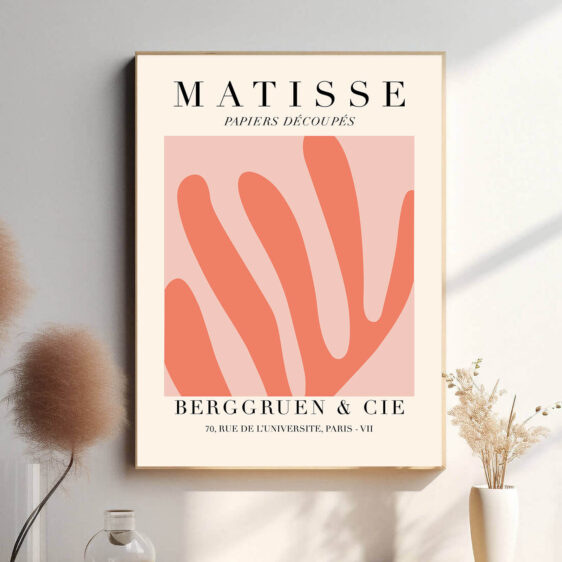 Ved at bruge stærke farver og enkle linjer formår Matisse at give liv til de stiliserede blade. Papiers Découpés Leaf fanger naturens energi og bevægelse i et rent, grafisk udtryk, der både er visuelt fængende og udtryksfuldt.
