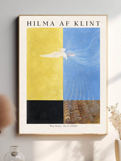 I dette værk ser vi duen indlejret i et komplekst mønster af linjer og former, der symboliserer den skjulte orden i universet. Hilma af Klint kombinerer naturens former med abstrakt geometri, og duen står som en bærer af kosmisk visdom, der inviterer beskueren til at reflektere over livets dybere betydning.