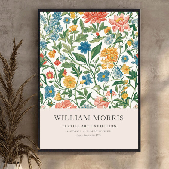 Denne plakat af William Morris viser et klassisk blomsterdesign, der fanger naturens skønhed i detaljerede mønstre og blide farver. Det tidløse mønster bringer en naturlig ro til ethvert rum og tilføjer et sofistikeret element til både moderne og traditionelle interiører.