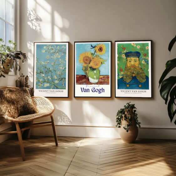 Dette plakatsæt hylder Van Gogh’s evne til at finde stor skønhed i de stille objekter og personerne omkring ham. Plakaterne indeholder hans berømte portrætter og stilleben, hvor hans unikke maleteknik, fuld af liv og energi, giver disse værker en dyb følelsesmæssig tyngde. Uanset om det er et portræt af en person eller en buket blomster, er hver plakat et udtryk for Van Gogh’s evne til at bringe lys og varme til hverdagslige objekter. Hans usædvanlige farvebrug og de dybe teksturer inviterer til en nærmere betragtning af det enkle liv og de mennesker, han så som vigtige.