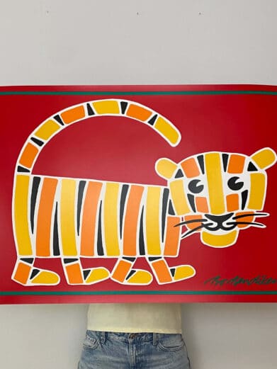Bo Bendixen plakat med en stiliseret tiger i orange, gul og sort på rød baggrund. En unik og limited edition kunsttryk.