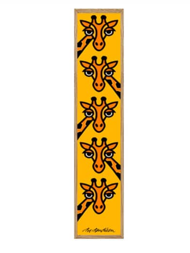 Bo Bendixen plakat med gule giraffer. Enkel, humoristisk og fuld af livsglæde. Perfekt til børneværelset eller som et farverigt indslag.